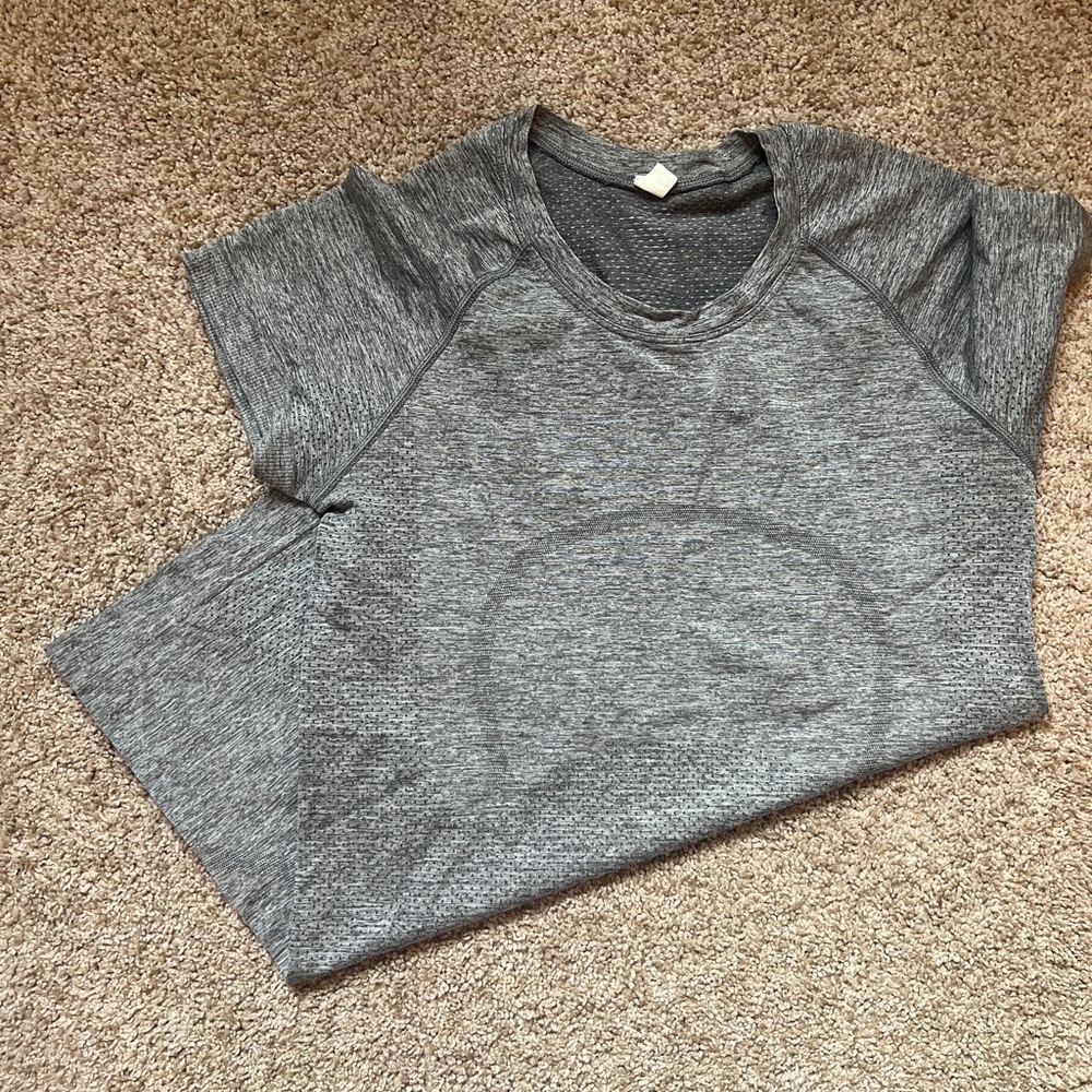 LULULEMON swiftly tech!